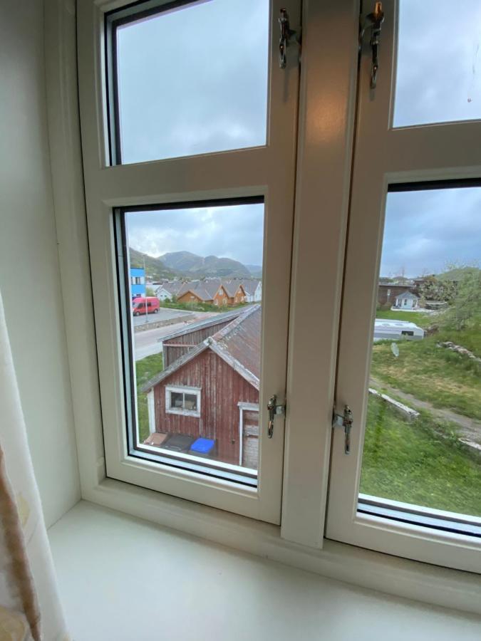 Nordlandshuset "Lottebakken", Ballstad In Lofoten Exterior photo