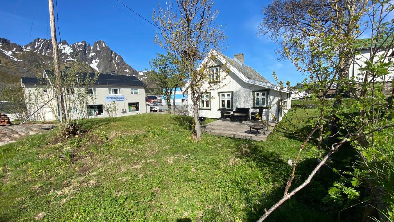 Nordlandshuset "Lottebakken", Ballstad In Lofoten Exterior photo